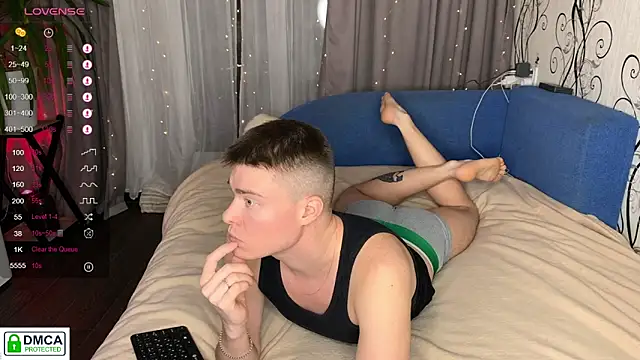 Snapshot of holy_eggs_02 chatting on 01.18.26 holy eggs 02 online show from 01.18.26