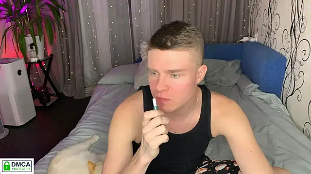 Snapshot of holy_eggs_02 chatting on 02.02.26 holy eggs 02 online show from 02.02.26