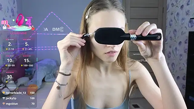 Snapshot of Armurra15 chatting on 09.14.25 Armurra15 online show from 09.14.25