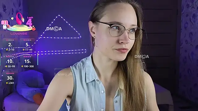 Snapshot of Armurra15 chatting on 10.27.25 Armurra15 online show from 10.27.25