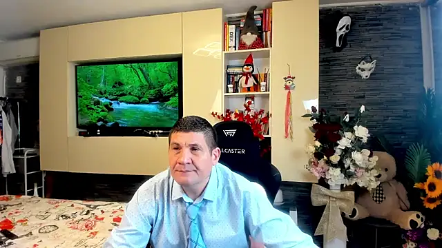 SpartacusDaddy48 online show from 04.21.26