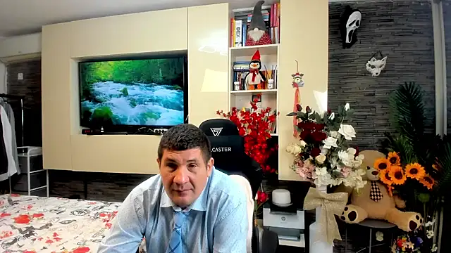 SpartacusDaddy48 online show from 04.28.26