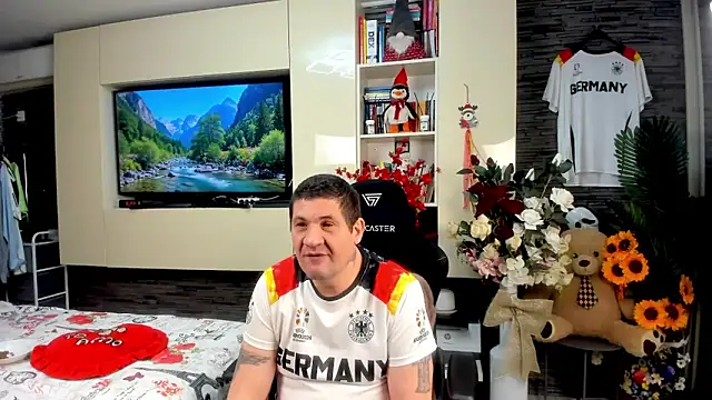 SpartacusDaddy48 online show from 06.14.26