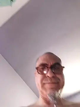 Snapshot of Sp71 chatting on 02.17.26 Sp71 online show from 02.17.26