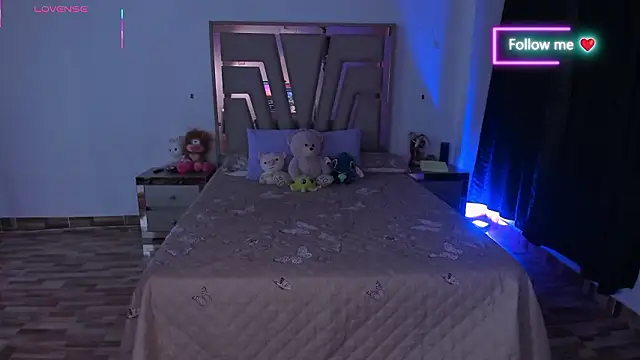 lunaarose online show from 03.17.26