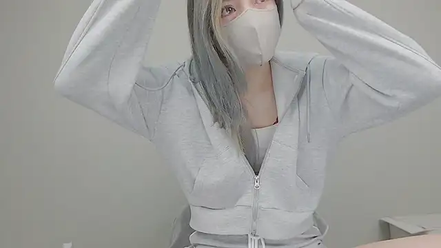Snapshot of Rin0420 chatting on 09.18.25 Rin0420 online show from 09.18.25