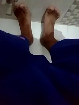 Snapshot of young18indian chatting on 11.21.25 young18indian online show from 11.21.25