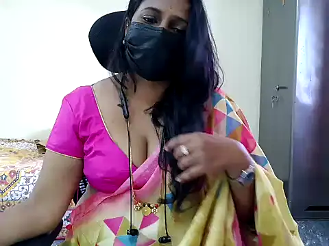 Snapshot of ammu1990 chatting on 06.08.26 ammu1990 online show from 06.08.26