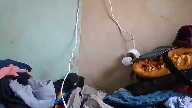 Snapshot of Nicky52 chatting on 09.19.25 Nicky52 online show from 09.19.25