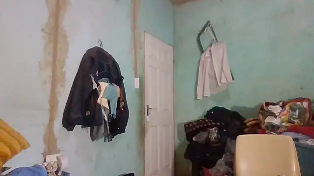 Snapshot of Nicky52 chatting on 11.04.25 Nicky52 online show from 11.04.25