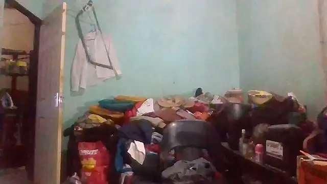 Snapshot of Nicky52 chatting on 11.16.25 Nicky52 online show from 11.16.25