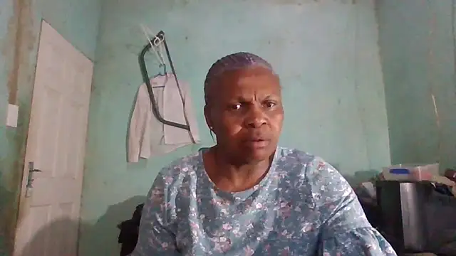 Snapshot of Nicky52 chatting on 11.23.25 Nicky52 online show from 11.23.25