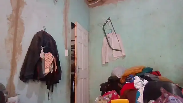 Snapshot of Nicky52 chatting on 11.26.25 Nicky52 online show from 11.26.25