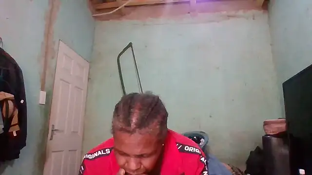 Snapshot of Nicky52 chatting on 12.14.25 Nicky52 online show from 12.14.25