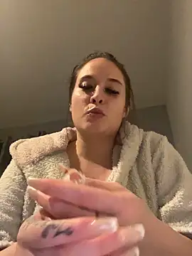 LollyLove  online show from 02.21.26