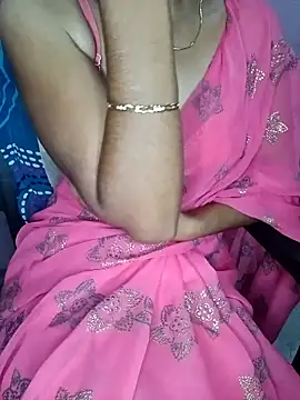Nidhi lovely online show from 05.02.26