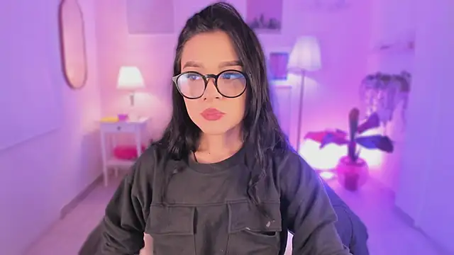 Snapshot of emma_soul1 chatting on 11.07.25 emma soul1 online show from 11.07.25