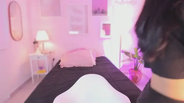 Snapshot of emma_soul1 chatting on 12.05.25 emma soul1 online show from 12.05.25