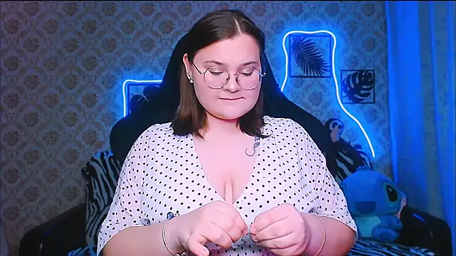 InLoveWithLife26 online show from 10.09.25