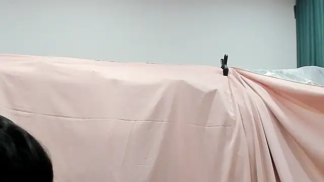 Snapshot of miaping chatting on 11.19.25 miaping online show from 11.19.25