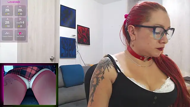 leidydi223 online show from 10.17.25