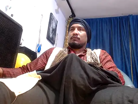 ElCaballeroNegro24 online show from 11.18.25