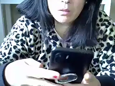 ITALIANASISIXX online show from 11.10.25