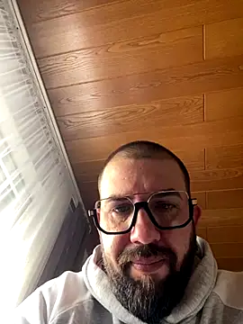 Snapshot of andrey1887 chatting on 09.16.25 andrey1887 online show from 09.16.25