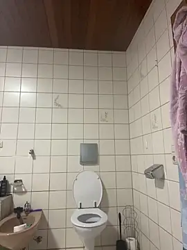 Snapshot of andrey1887 chatting on 02.12.26 andrey1887 online show from 02.12.26