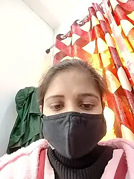 Snapshot of Ruhi_07 chatting on 12.04.25 Ruhi 07 online show from 12.04.25