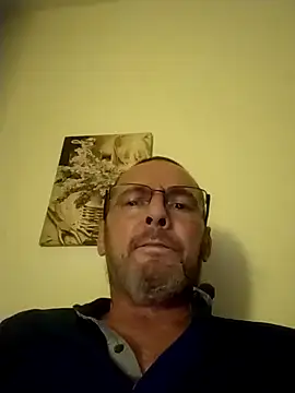 Snapshot of pakillobcn chatting on 12.05.25 pakillobcn online show from 12.05.25