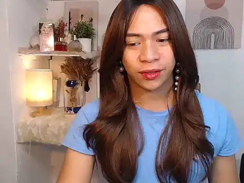 Snapshot of Ursexy_ngaw chatting on 11.24.25 Ursexy ngaw online show from 11.24.25