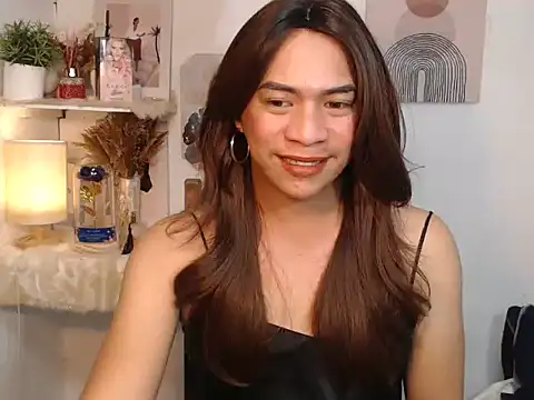 Snapshot of Ursexy_ngaw chatting on 11.27.25 Ursexy ngaw online show from 11.27.25