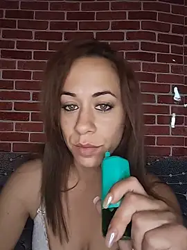 Snapshot of HotGinger66 chatting on 06.19.26 HotGinger66 online show from 06.19.26