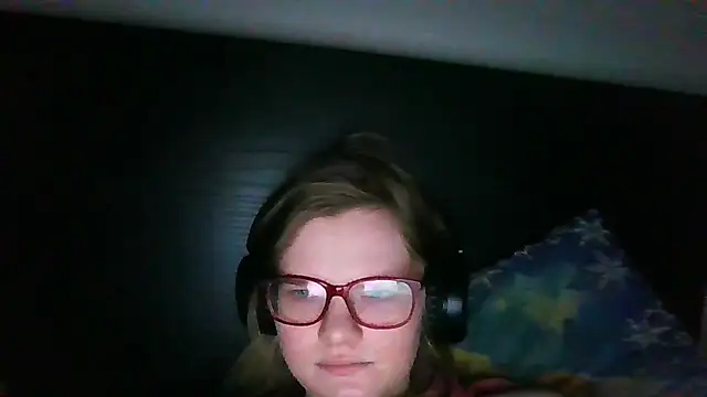 Moonolighta online show from 12.05.25