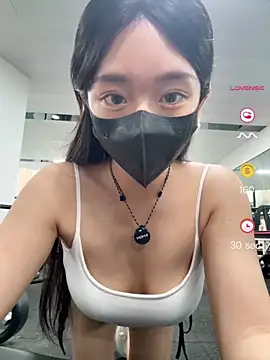 jiajia L online show from 04.27.26