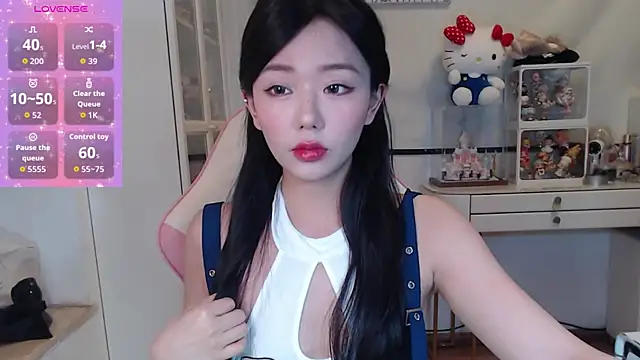 jiajia L online show from 05.08.26