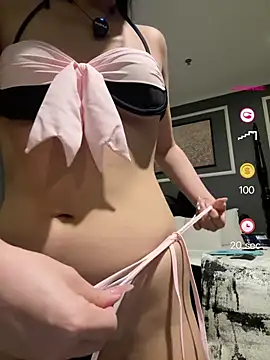jiajia L online show from 05.17.26