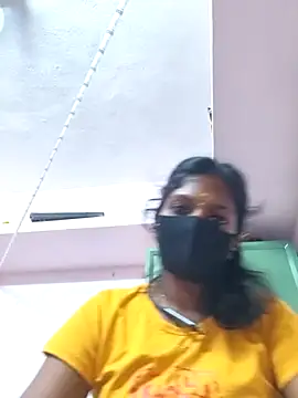 Snapshot of Honey_rosetamil chatting on 05.19.26 Honey rosetamil online show from 05.19.26