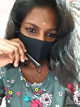 Snapshot of Honey_rosetamil chatting on 05.20.26 Honey rosetamil online show from 05.20.26