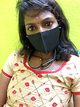 Snapshot of Honey_rosetamil chatting on 06.14.26 Honey rosetamil online show from 06.14.26