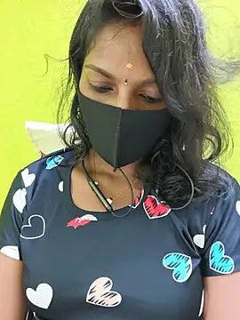 Snapshot of Honey_rosetamil chatting on 06.15.26 Honey rosetamil online show from 06.15.26