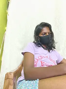 Snapshot of Honey_rosetamil chatting on 06.18.26 Honey rosetamil online show from 06.18.26