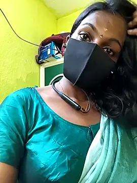 Snapshot of Honey_rosetamil chatting on 06.19.26 Honey rosetamil online show from 06.19.26