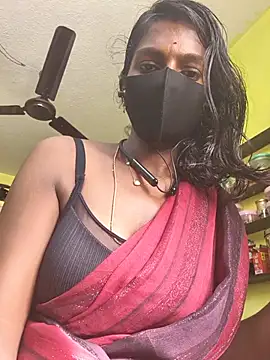 Snapshot of Honey_rosetamil chatting on 06.23.26 Honey rosetamil online show from 06.23.26
