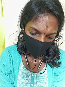Snapshot of Honey_rosetamil chatting on 07.14.26 Honey rosetamil online show from 07.14.26
