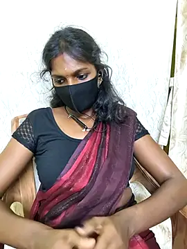 Snapshot of Honey_rosetamil chatting on 07.31.26 Honey rosetamil online show from 07.31.26
