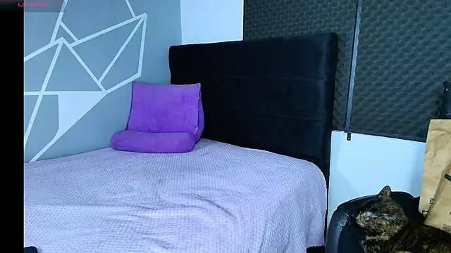 karlamoon23 online show from 03.11.26