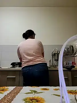 Snapshot of Alexandra23d chatting on 09.30.25 Alexandra23d online show from 09.30.25