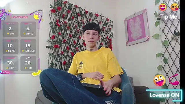 LiamBrown09 online show from 04.25.26